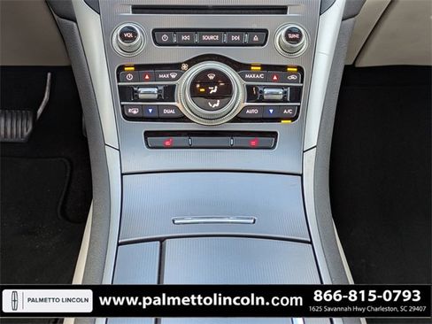 Used 2018 Lincoln MKZ Select w/ Select Plus Package image 18