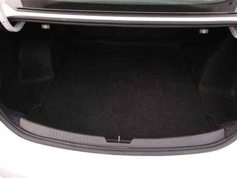 Used 2024 Chevrolet Malibu LT image 7