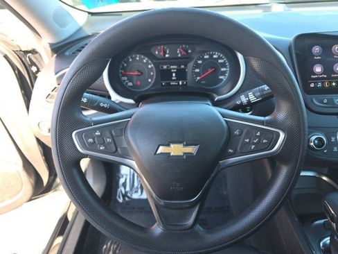 Used 2022 Chevrolet Malibu LT image 27