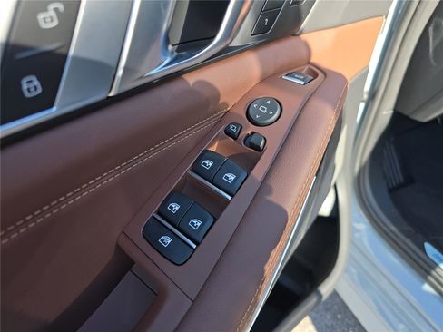 New 2026 BMW X5 xDrive50e w/ M Sport Package image 20