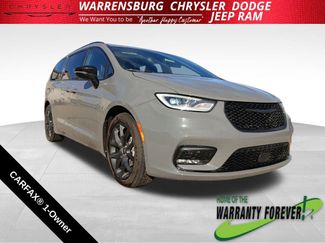 Used 2025 Chrysler Pacifica Limited 360° Tour