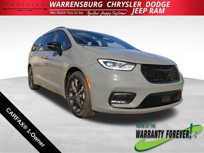 Used 2025 Chrysler Pacifica Limited