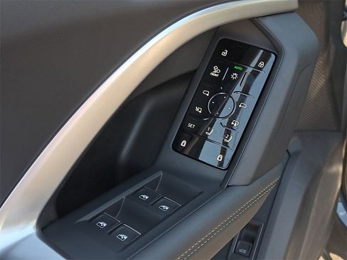 New 2025 Audi Q5 Premium Plus image 22