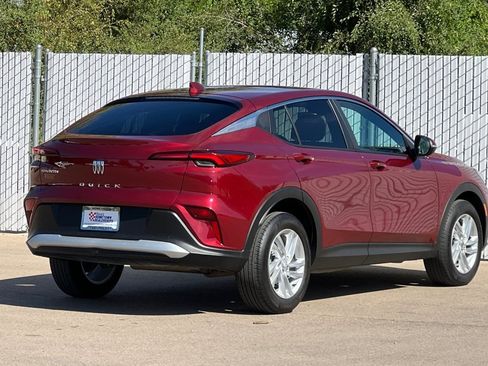 Used 2024 Buick Envista Preferred w/ Convenience I Package image 4