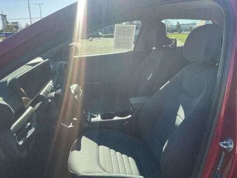 Used 2025 Kia K4 EX image 14