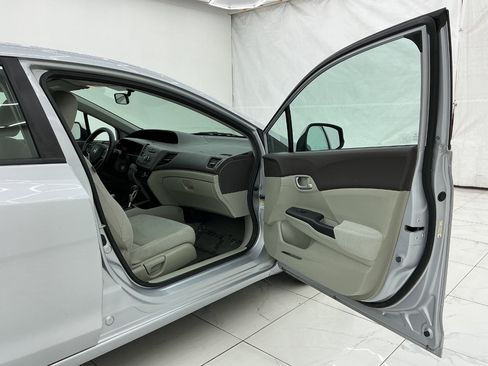 Used 2012 Honda Civic LX image 17