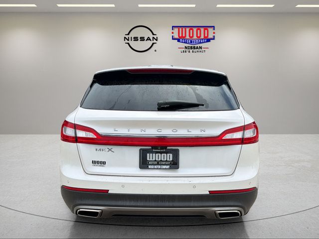 Used 2016 Lincoln MKX Select w/ Select Plus Package FWD image 3