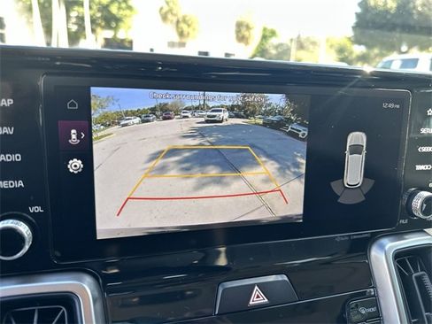 Used 2023 Kia Sorento S image 25