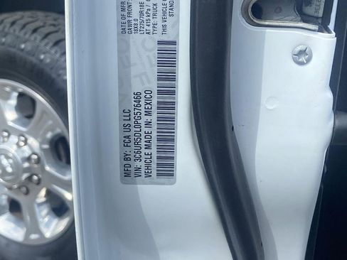 Used 2023 RAM 2500 Big Horn w/ Level 1 Equipment Group image 33