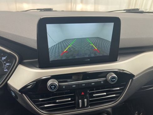 Used 2022 Ford Escape SEL image 18