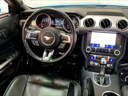 Used 2023 Ford Mustang Premium image 5