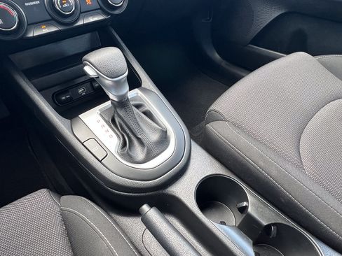 Used 2023 Kia Forte LXS FWD image 18