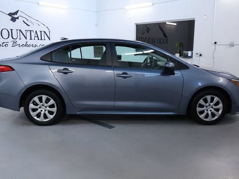 Used 2024 Toyota Corolla LE FWD image 8