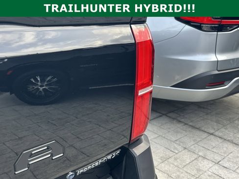 Used 2025 Toyota Tacoma 4x4 Double Cab Hybrid image 16