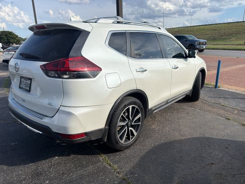 Used 2020 Nissan Rogue SL w/ Premium Package FWD image 2