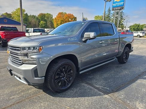 Used 2019 Chevrolet Silverado 1500 High Country image 2
