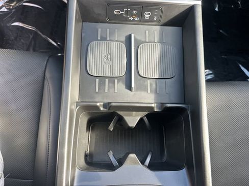 Used 2025 Hyundai Santa Fe SEL image 21