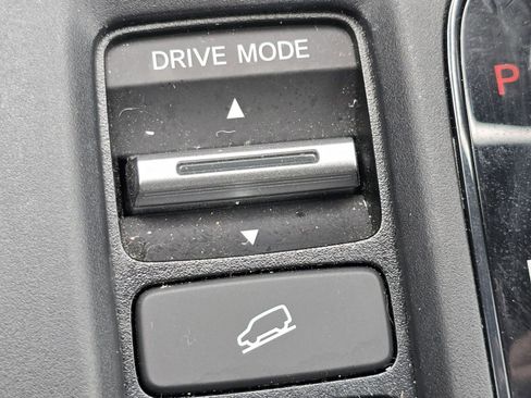 Used 2025 Honda CR-V Sport-L image 9