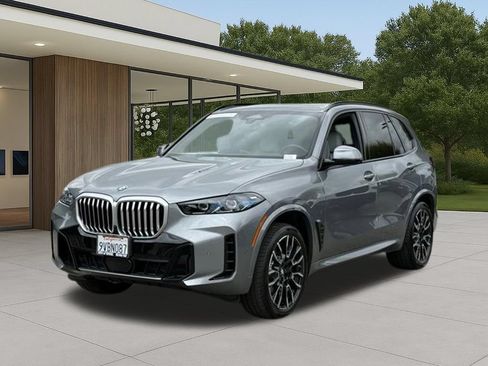 Used 2026 BMW X5 sDrive40i w/ M Sport Package RWD image 2