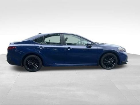 Used 2025 Toyota Camry SE w/ Multimedia Upgrade Package AWD/4WD image 6