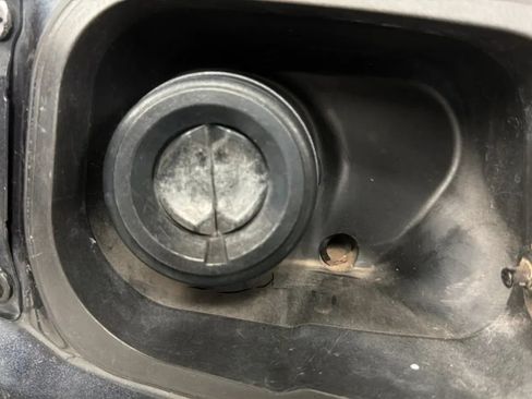 Used 2017 Honda CR-V EX-L image 26
