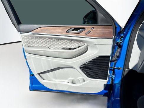 Used 2022 Jeep Grand Cherokee Summit image 18