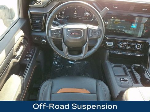 Used 2025 GMC Sierra 2500 AT4 image 16