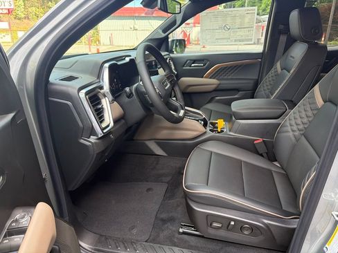 New 2026 GMC Canyon Denali AWD/4WD image 9