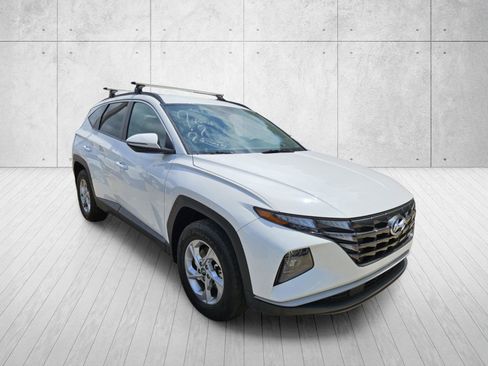 Used 2023 Hyundai Tucson SEL AWD/4WD image 2