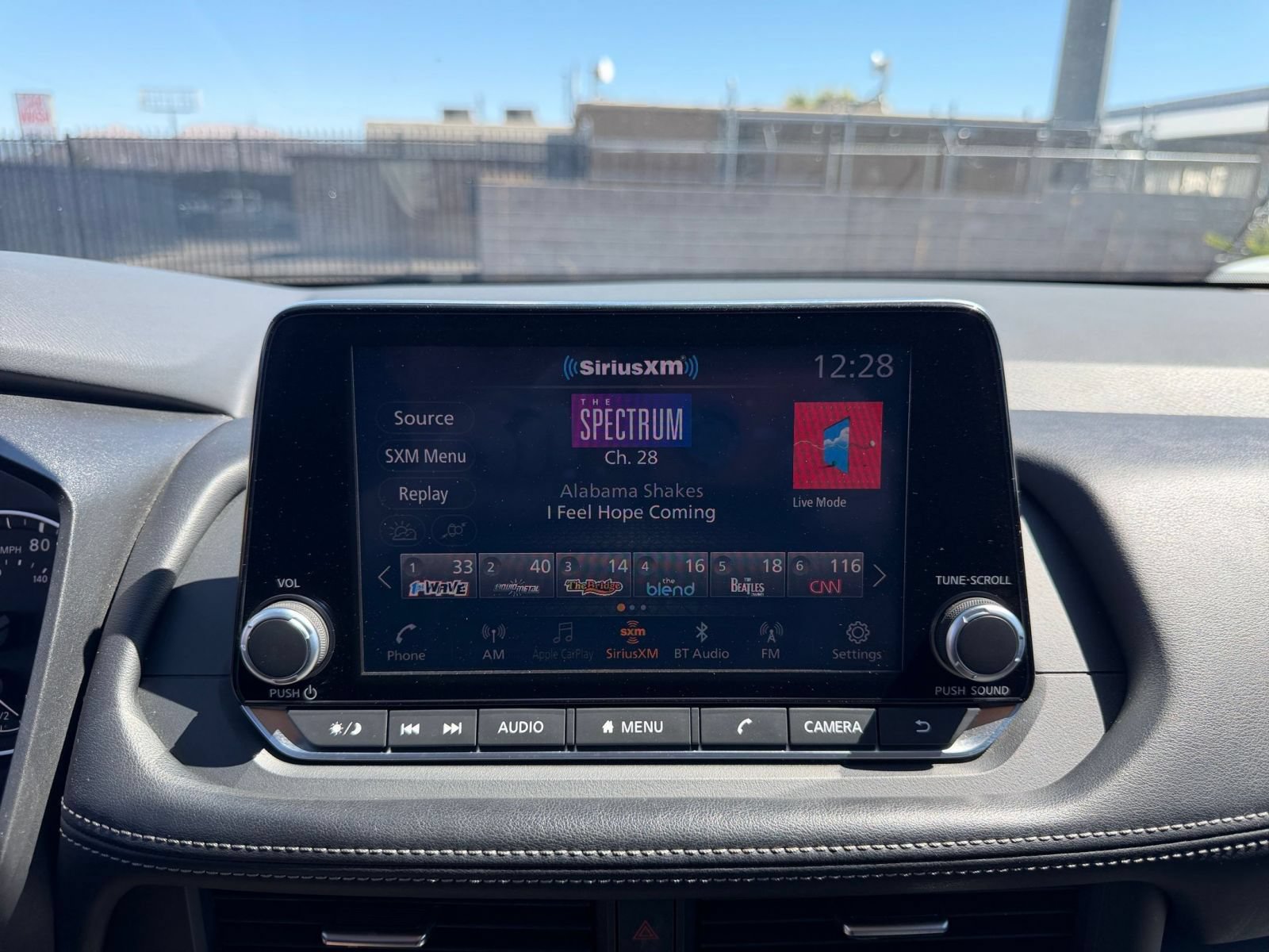 Used 2025 Nissan Rogue SV FWD image 19