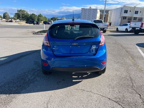 Used 2019 Ford Fiesta SE w/ Cold Weather Package FWD image 9