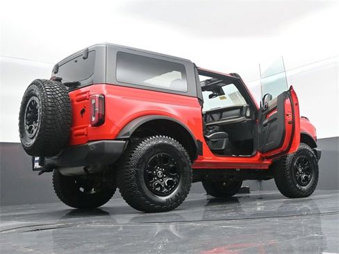 Used 2022 Ford Bronco Wildtrak image 76