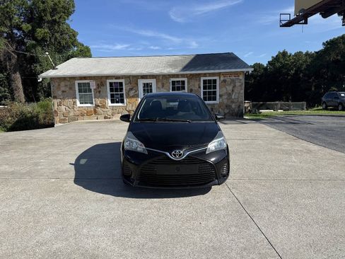 Used 2015 Toyota Yaris L FWD image 2