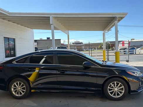 Used 2018 Hyundai Sonata SE image 9