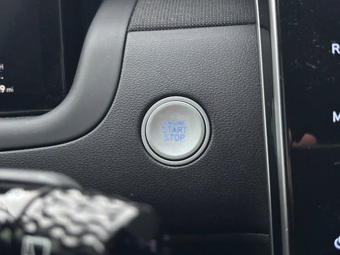 Used 2022 Hyundai Tucson SEL w/ Convenience + Premium Package FWD image 8