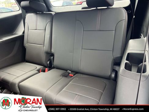 Certified 2023 Chevrolet Traverse RS w/ LPO, Floor Liner Package FWD image 13