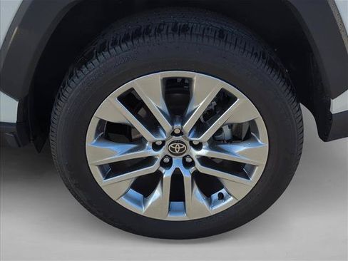 Certified 2025 Toyota RAV4 XLE Premium FWD image 6