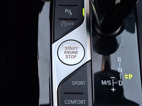 Used 2022 BMW X3 xDrive30i w/ M Sport Package 2 image 25