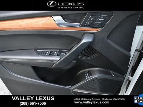 Used 2021 Audi Q5 e Premium Plus w/ Premium Plus Package image 18