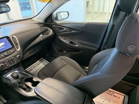 Used 2024 Chevrolet Malibu LT image 26