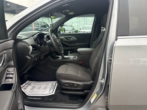 Certified 2023 Chevrolet Traverse LT AWD/4WD image 15