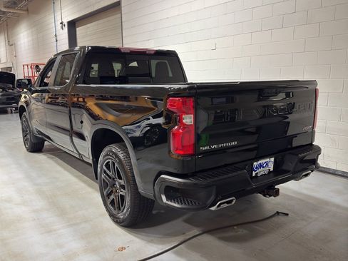 Used 2022 Chevrolet Silverado 1500 RST w/ Convenience Package II image 3