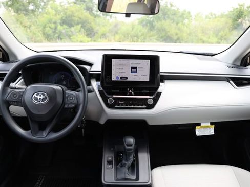 New 2026 Toyota Corolla Cross L FWD image 25