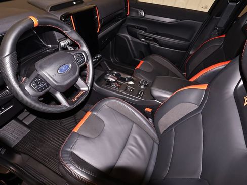 Certified 2025 Ford Ranger Raptor AWD/4WD image 36