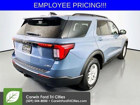 New 2026 Ford Explorer Active AWD/4WD image 15