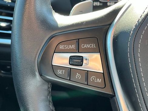 Used 2022 BMW X5 xDrive40i w/ Parking Assistance Package AWD/4WD image 14