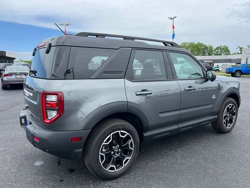 Certified 2025 Ford Bronco Sport Outer Banks w/ Outer Banks Tech Package+ AWD/4WD image 8