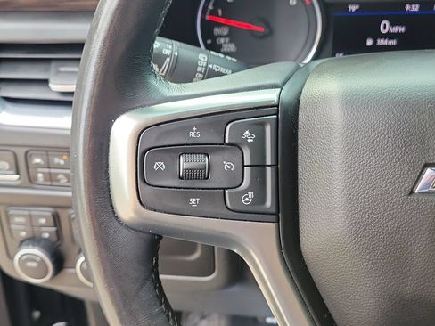 Used 2021 Chevrolet Tahoe Z71 w/ Luxury Package AWD/4WD image 29