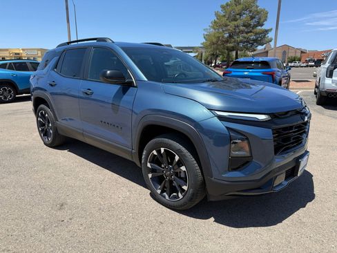 Used 2025 Chevrolet Equinox RS AWD/4WD image 3