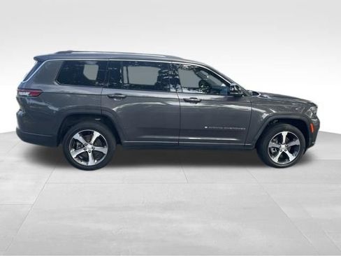 Used 2023 Jeep Grand Cherokee L Limited w/ Trailer Tow Group (B) AWD/4WD image 4